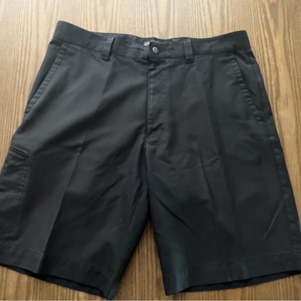 Callaway Black Men’s Flat Front Golf Shorts